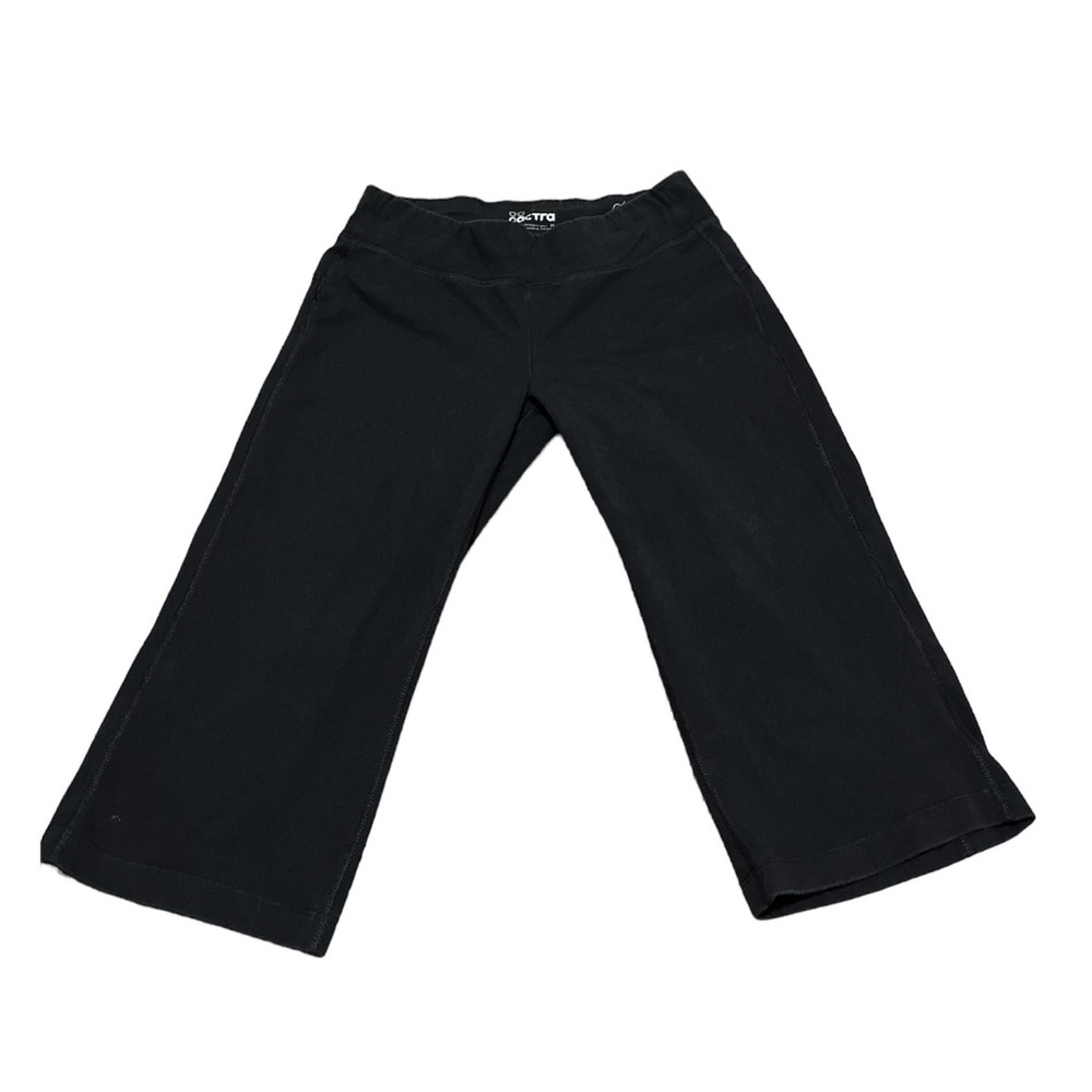 Black Actra capris